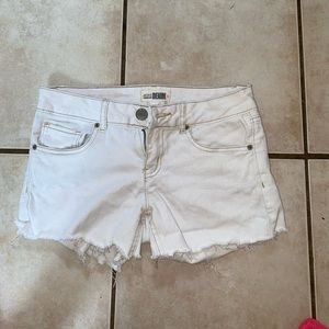 ✨3/$25✨Ardene shorts